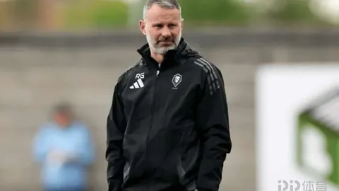 日本与巴林半场战平：0比0，远藤航进球被判无效