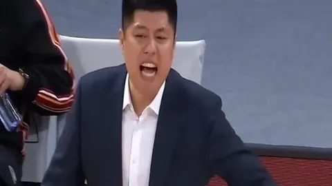 2020-2021英超联赛第9轮精彩瞬间回顾